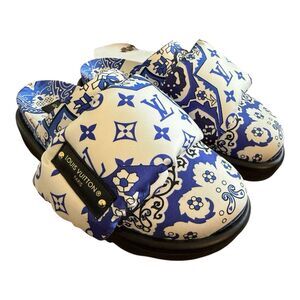 Louis Vuitton Slipper Pillow Slides Mules Clogs Womens Sz 37 Blue White NIB